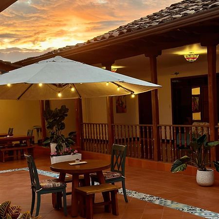 Hotel Colonial Andino - Parque Principal De Pitalito Exteriör bild