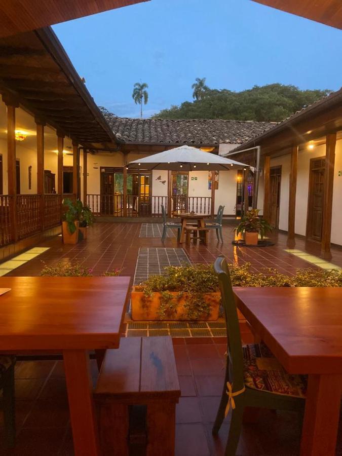 Hotel Colonial Andino - Parque Principal De Pitalito Exteriör bild